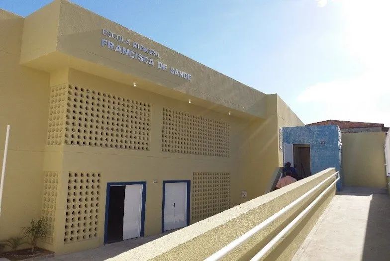 Reconstrução da Escola Municipal Francisca de Sande — imagem 2